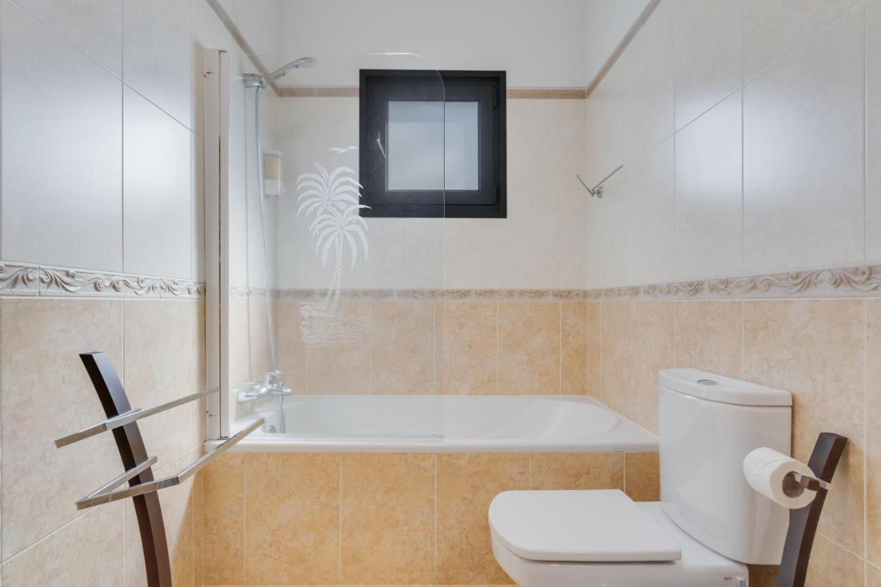 3B Villa Heated Pool Barbecue Games Room Funchal  Exterior photo