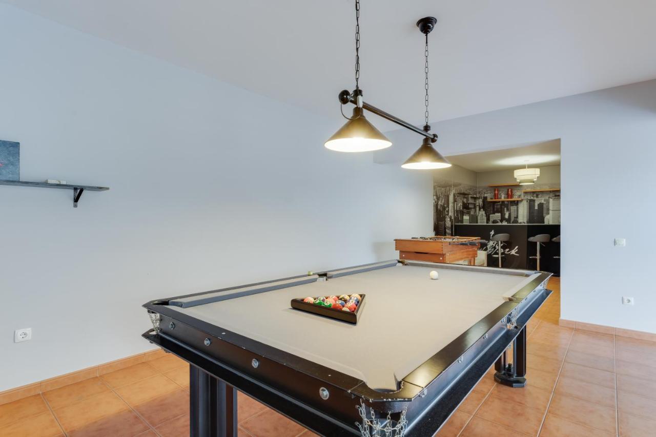 3B Villa Heated Pool Barbecue Games Room Funchal  Exterior photo